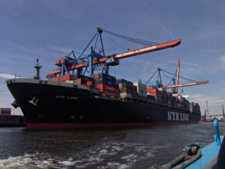 Containerterminal im Hamburger Hafen