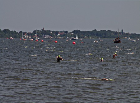 Ankunft der Schwimmer im Strandbad Stralsund