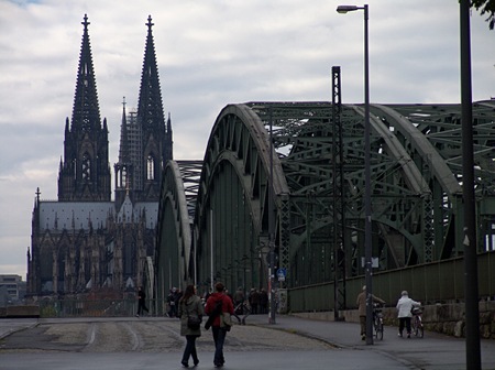 Siebengebirge vom Triangelturm aus in Köln