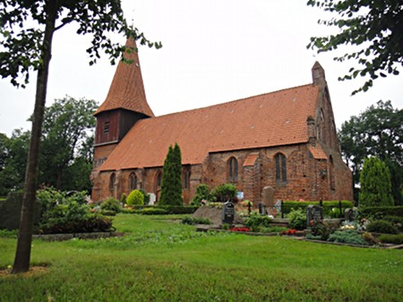 Kirche in Altefähr
