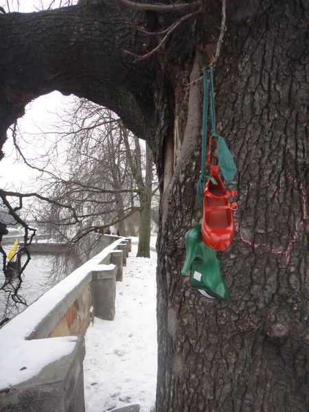 Museum Kampa, Schuhe