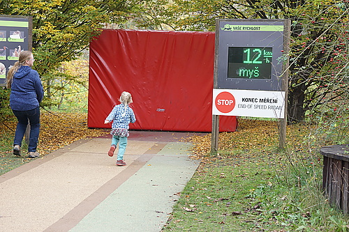 Geschwindigkeitsmessstrecke für flinke Läufer, Zoo Prag