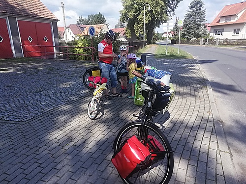 Auf dem Froschradweg irgendwo hinter Commerau