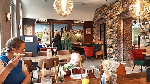 Frühstück im Dreißig, Bahnhof Bautzen