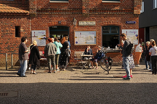 Eisladen, altes Zollhaus in Stralsund